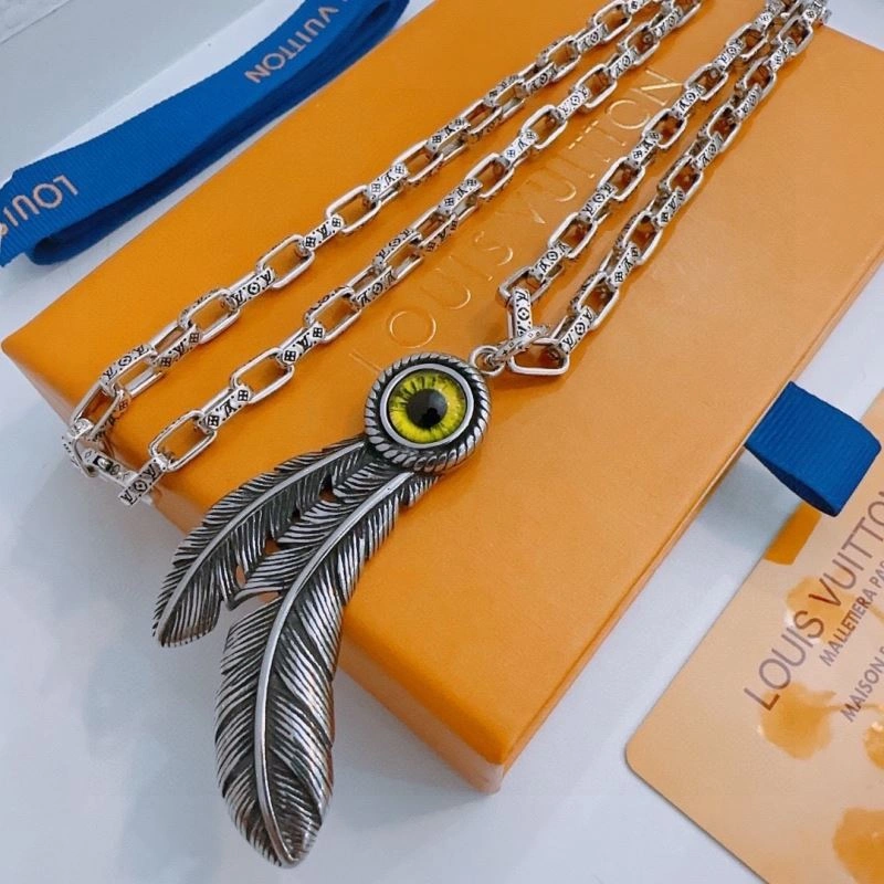 SoftTouch Louis Vuitton Necklaces 250361