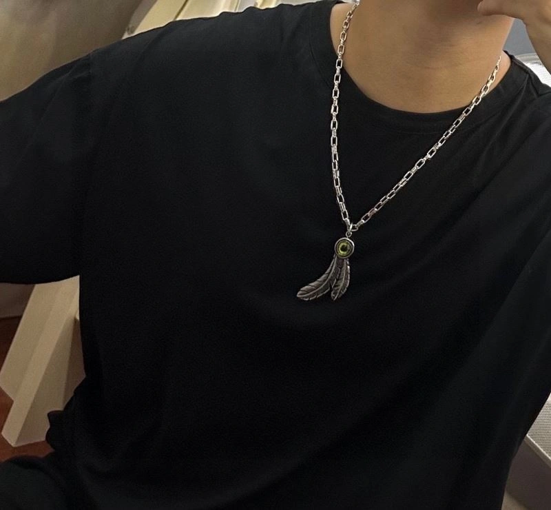 SoftTouch Louis Vuitton Necklaces 250361