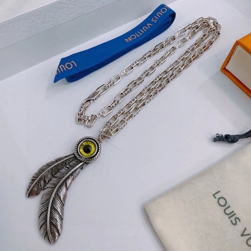SoftTouch Louis Vuitton Necklaces 250361