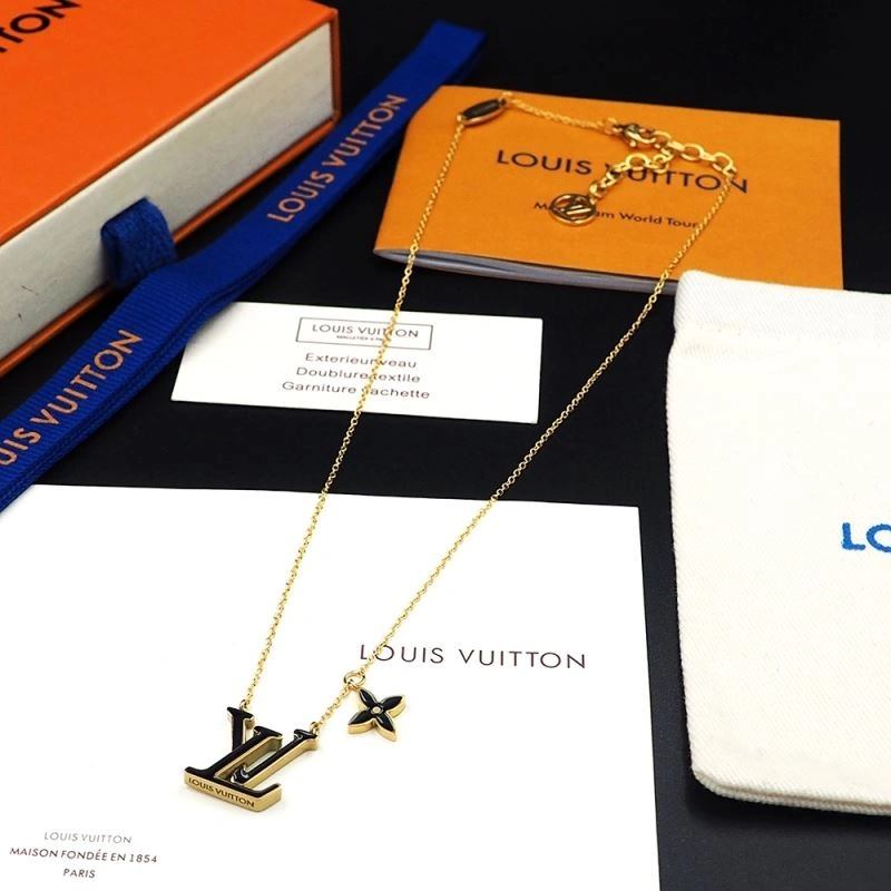 EyeCatching Louis Vuitton Necklaces 250354