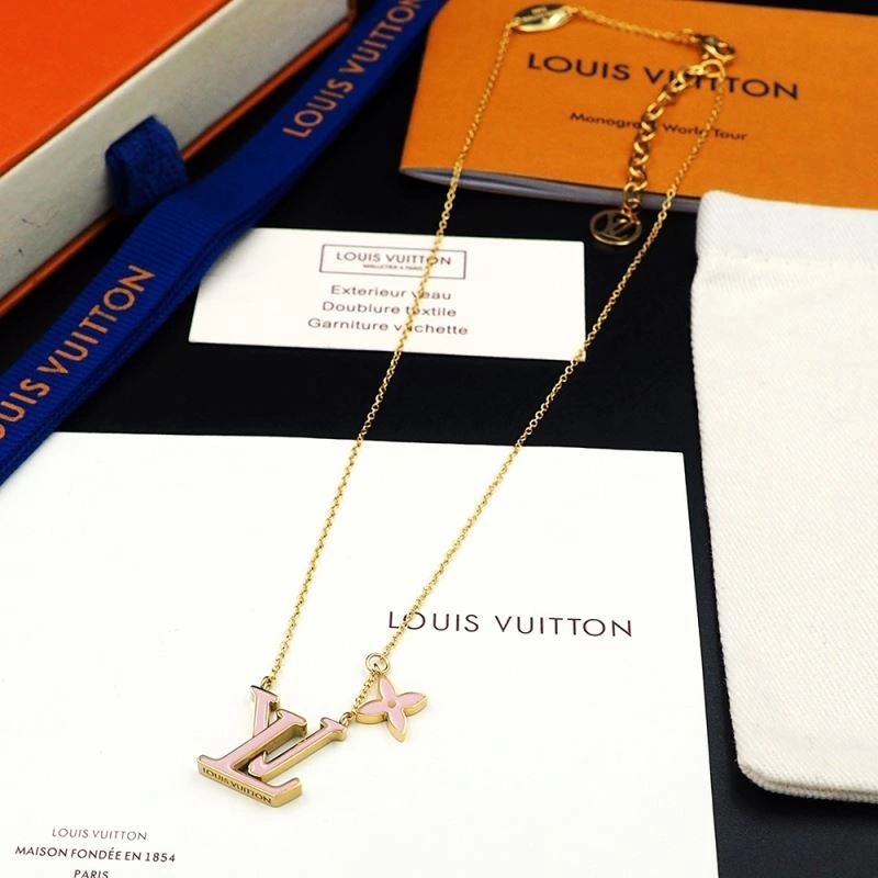 SoftTouch Louis Vuitton Necklaces 250353