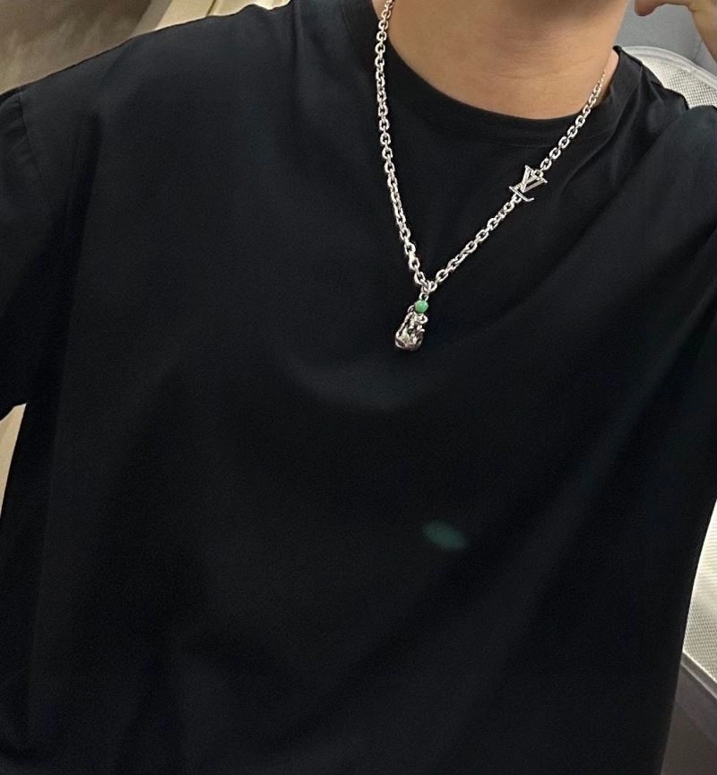 ZipUp Louis Vuitton Necklaces 250105