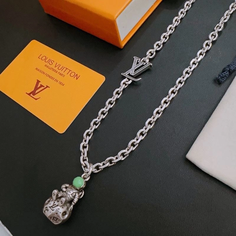 ZipUp Louis Vuitton Necklaces 250105