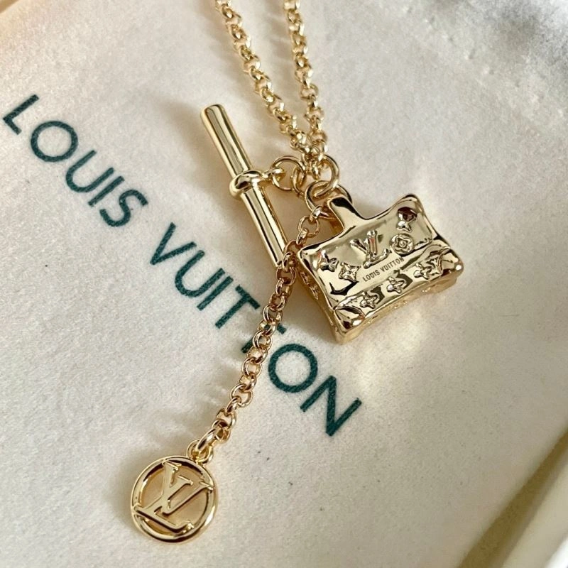 Louis Vuitton Necklaces EasyMatch 250091