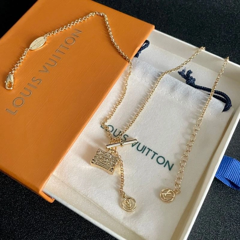 Louis Vuitton Necklaces EasyMatch 250091