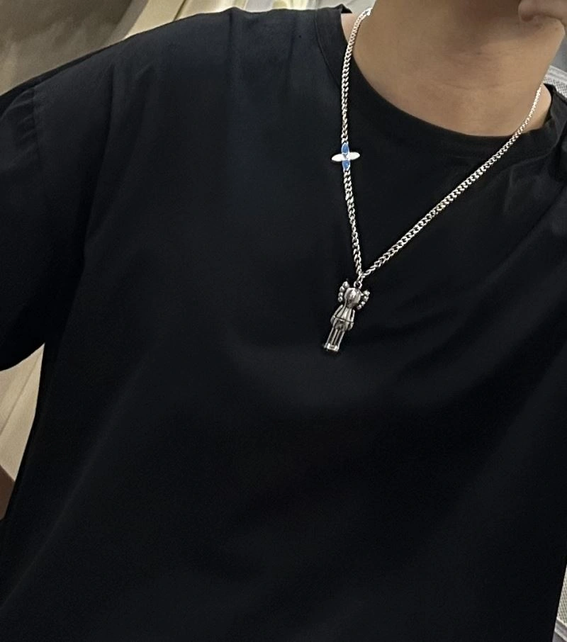 Louis Vuitton Necklaces FashionForward 250093