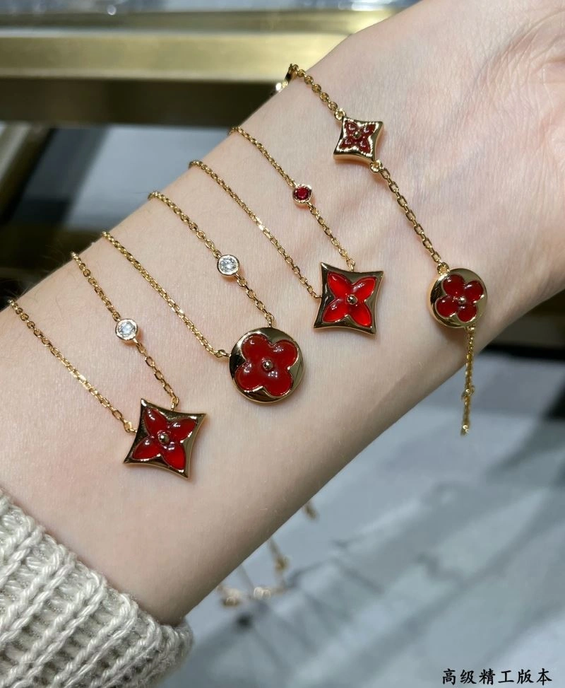 Louis Vuitton Necklaces Durable 250098