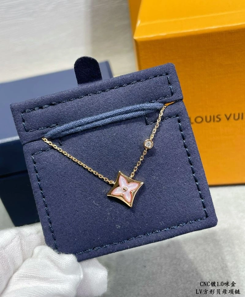 Popular Louis Vuitton Necklaces 250109
