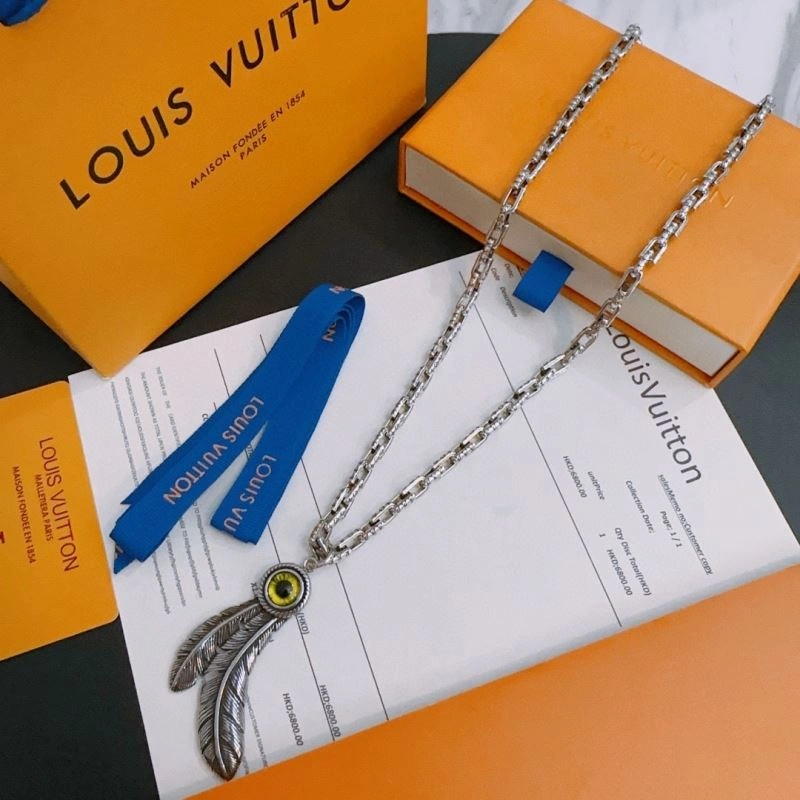 GoAnywhere Louis Vuitton Necklaces 250086