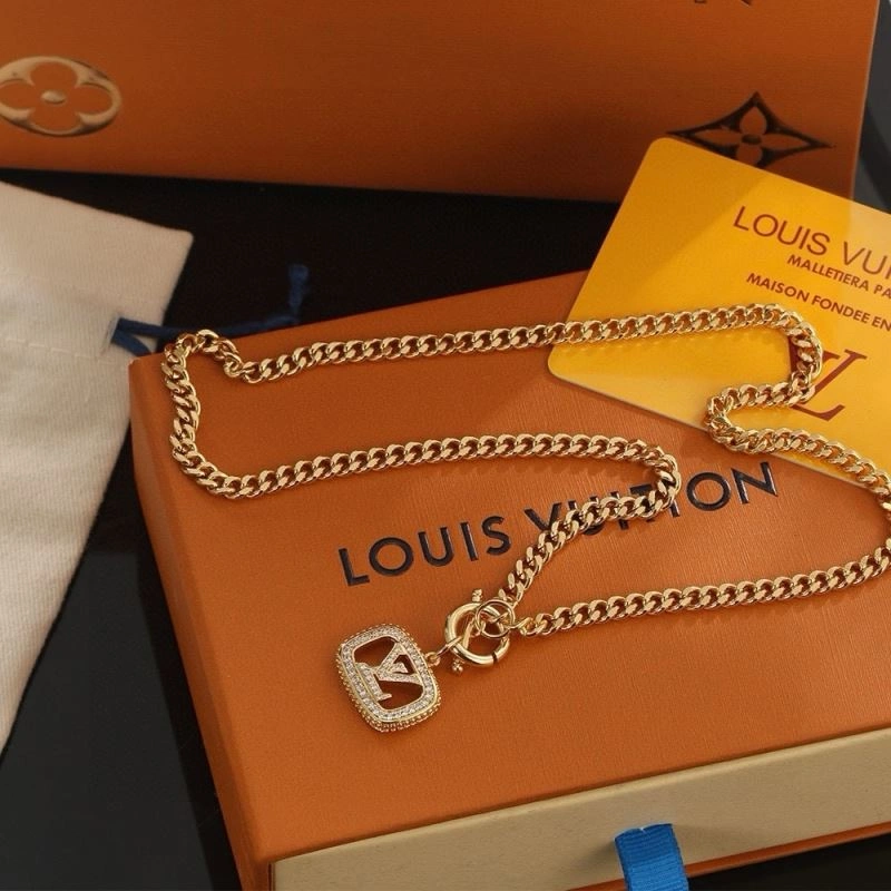 Louis Vuitton Necklaces Flexible 250076