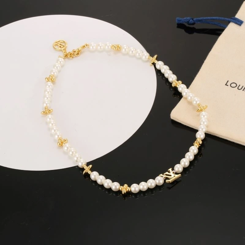 Louis Vuitton Necklaces Durable 250077