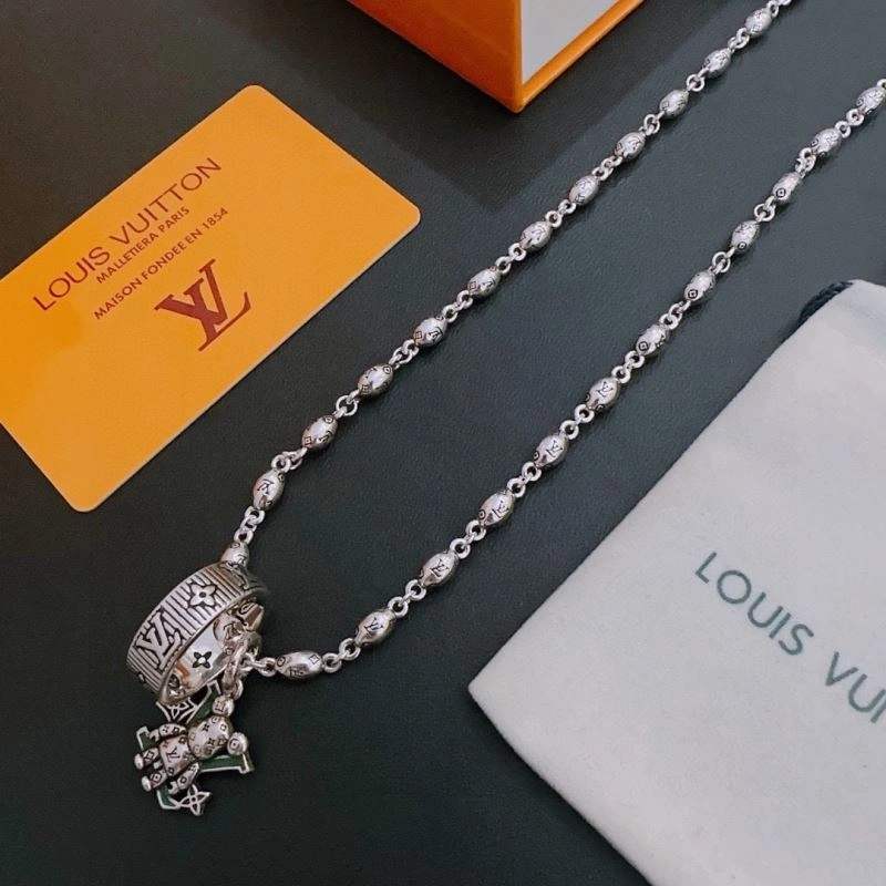 Refined Louis Vuitton Necklaces 250074