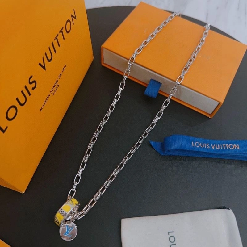 Louis Vuitton Necklaces RelaxedFit 250072