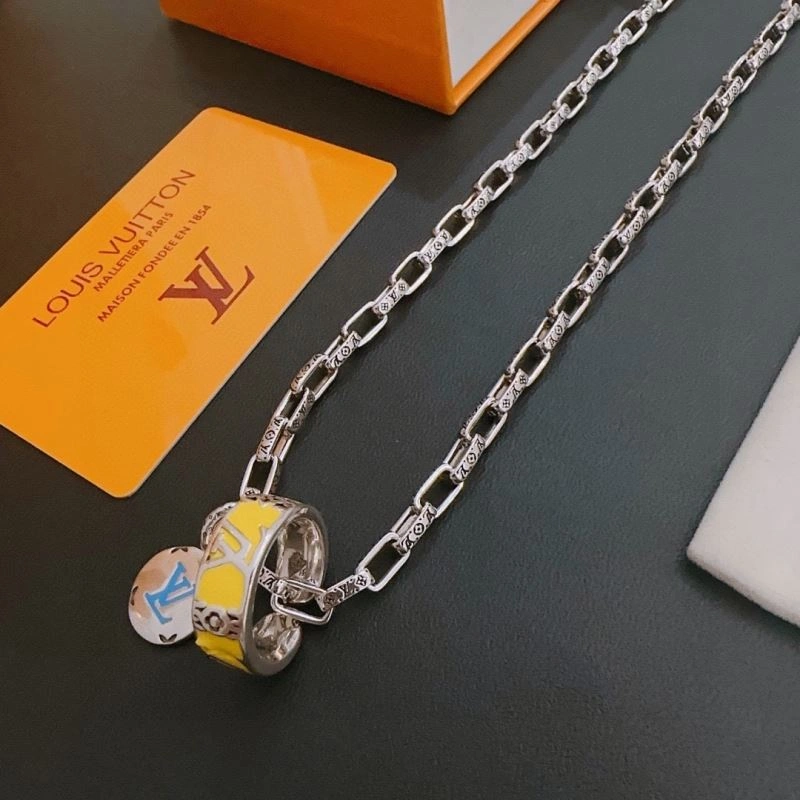 Louis Vuitton Necklaces RelaxedFit 250072