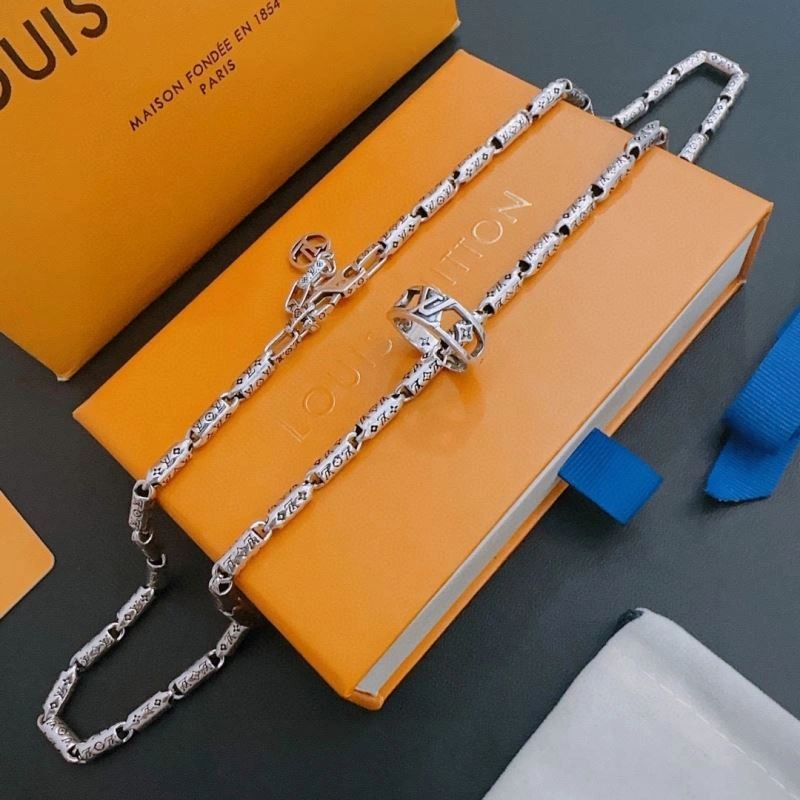 Louis Vuitton Necklaces FlexibleFit 250068