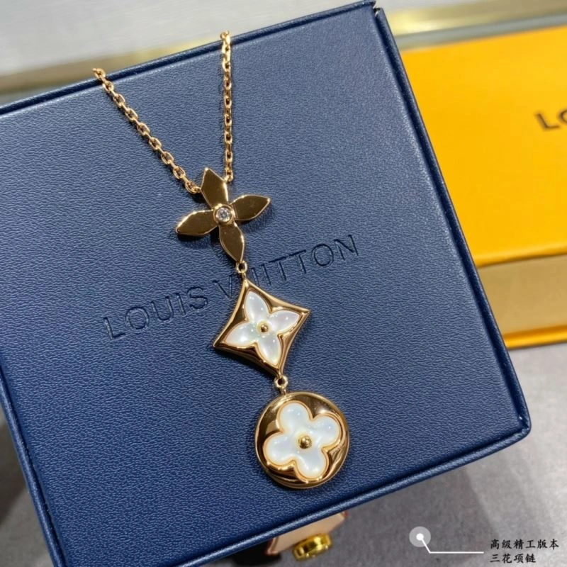 Unisex Louis Vuitton Necklaces 250060