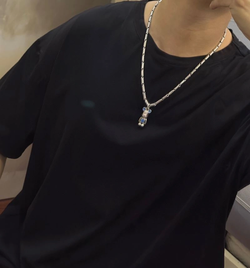 Louis Vuitton Necklaces Contemporary 250059