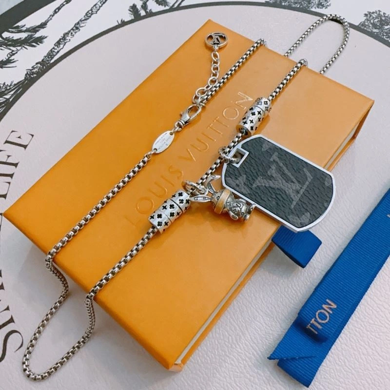 Louis Vuitton Necklaces EasyCare 250046