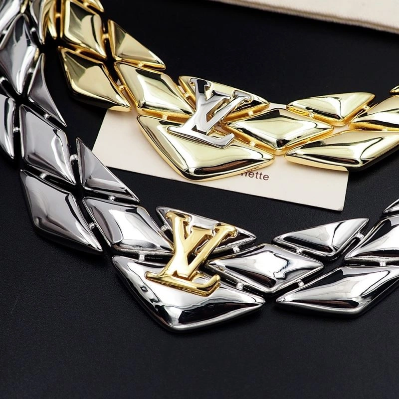 Louis Vuitton Necklaces Stylish 250058