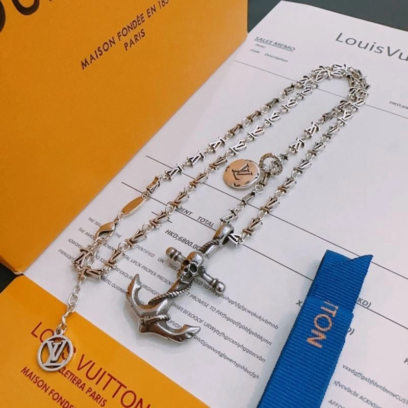 Louis Vuitton Necklaces Supportive 250053