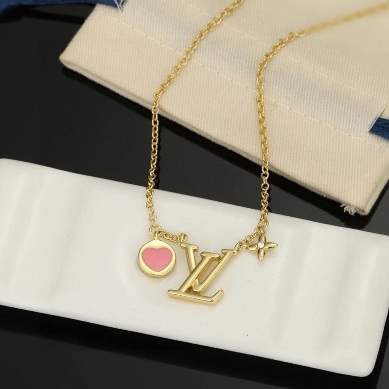 QuickDry Louis Vuitton Necklaces 250043