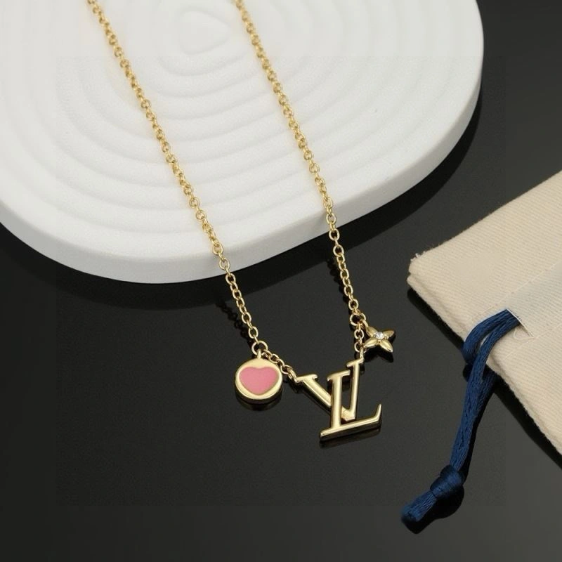 QuickDry Louis Vuitton Necklaces 250043
