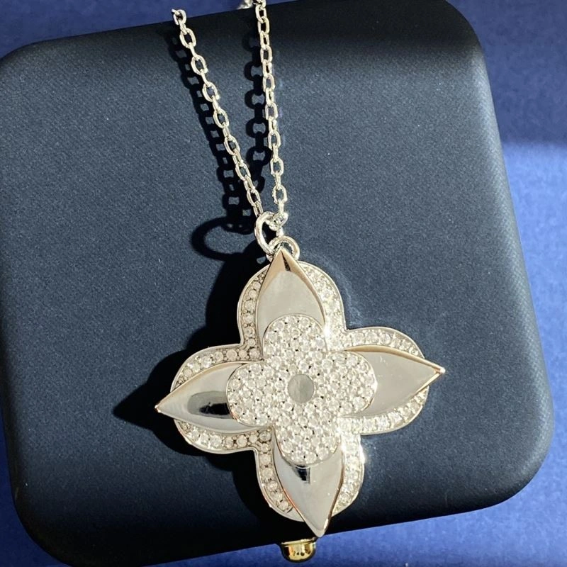 SmartChoice Louis Vuitton Necklaces 250036