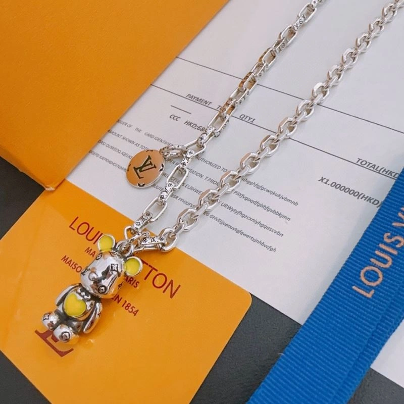 Casual Louis Vuitton Necklaces 250002
