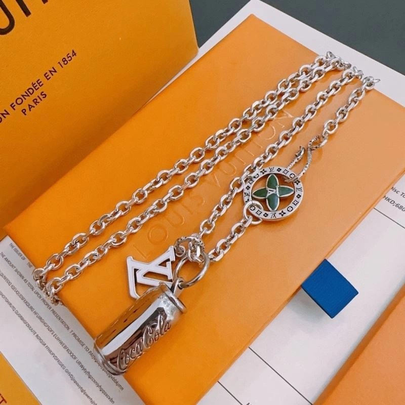 Louis Vuitton Necklaces StreetReady 250024