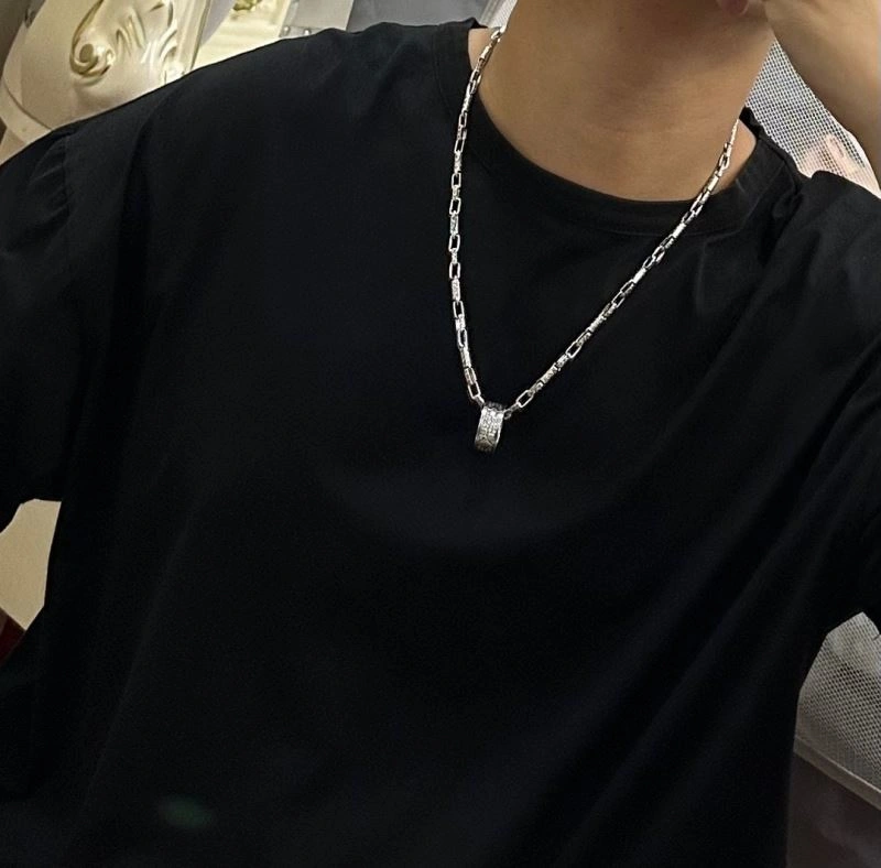 Affordable Louis Vuitton Necklaces 250021