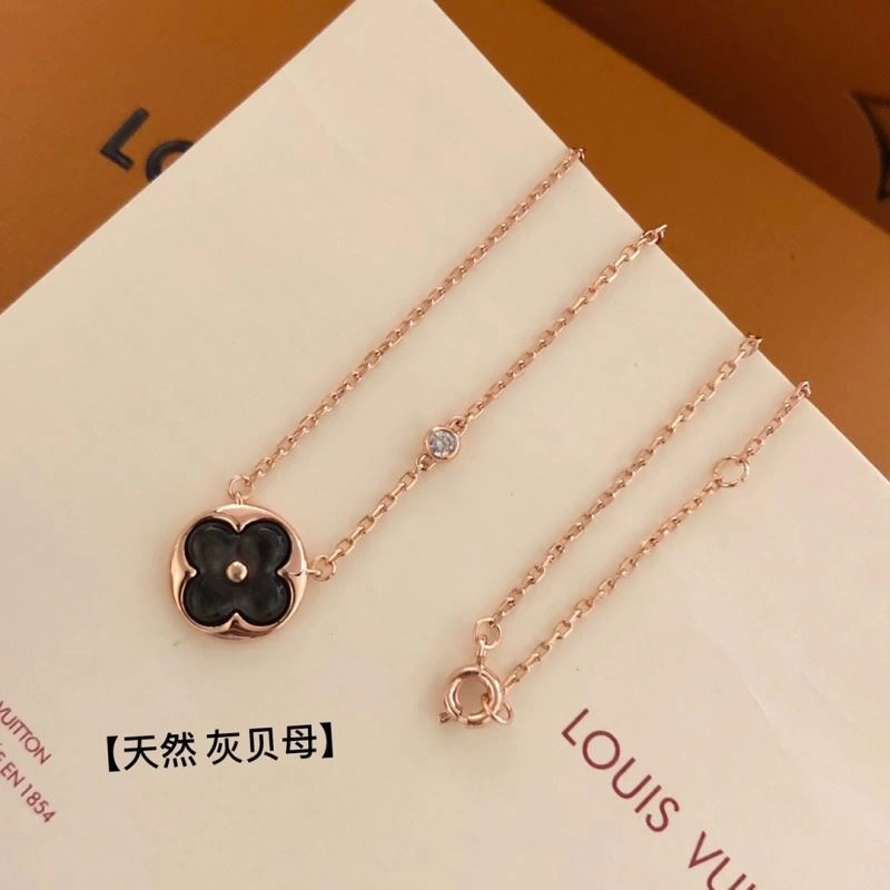 NewStyle Louis Vuitton Necklaces 250026