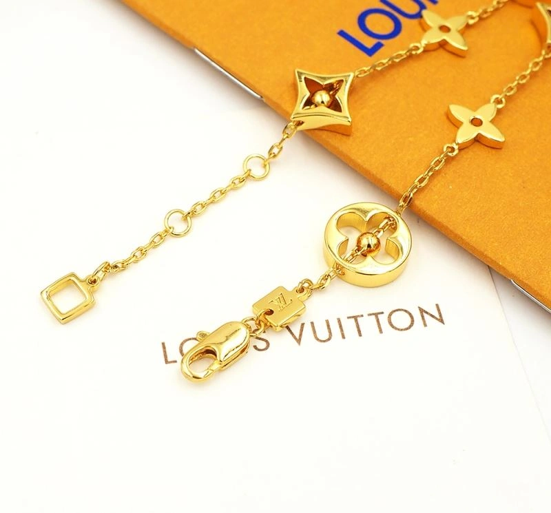 Louis Vuitton Necklaces Functional 250025