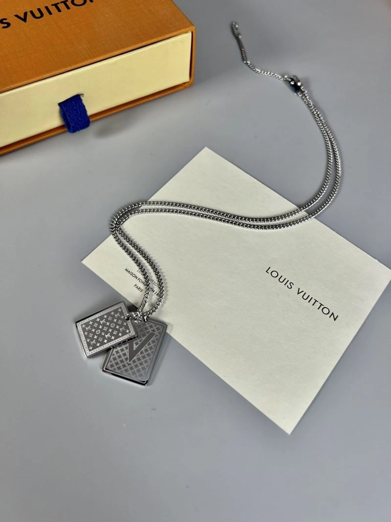 Louis Vuitton Necklaces Flexible 250017