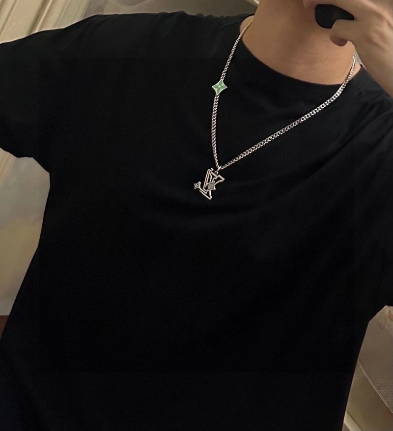 Stretchable Louis Vuitton Necklaces 250012