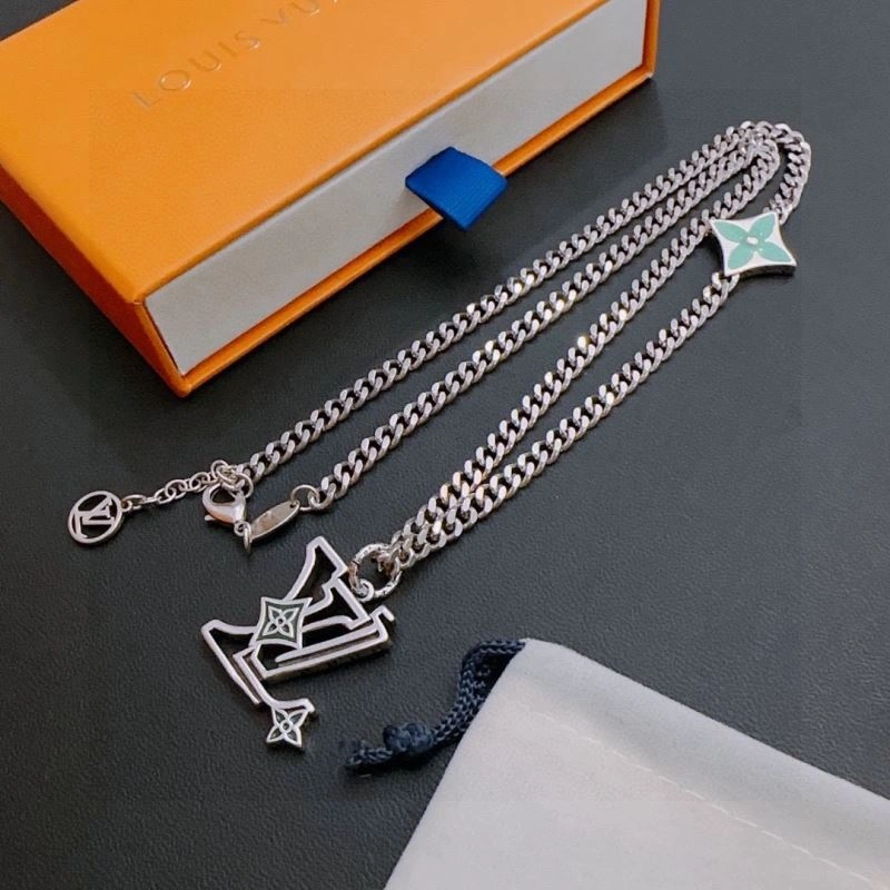 Stretchable Louis Vuitton Necklaces 250012