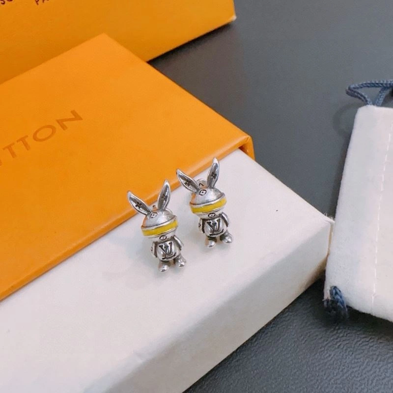 Louis Vuitton Necklaces SportInspired 250004