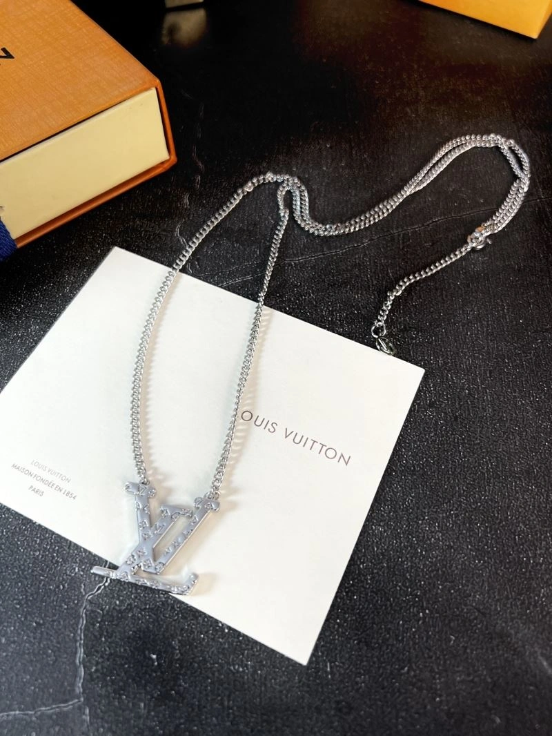 Louis Vuitton Necklaces Reliable 249999