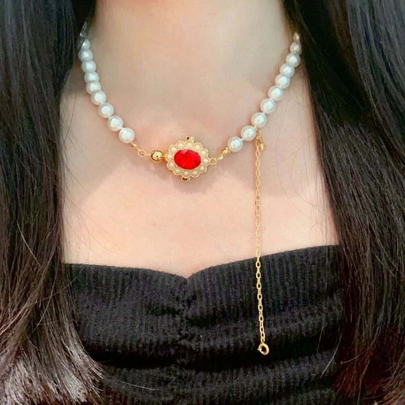 Louis Vuitton Necklaces Casual 250028