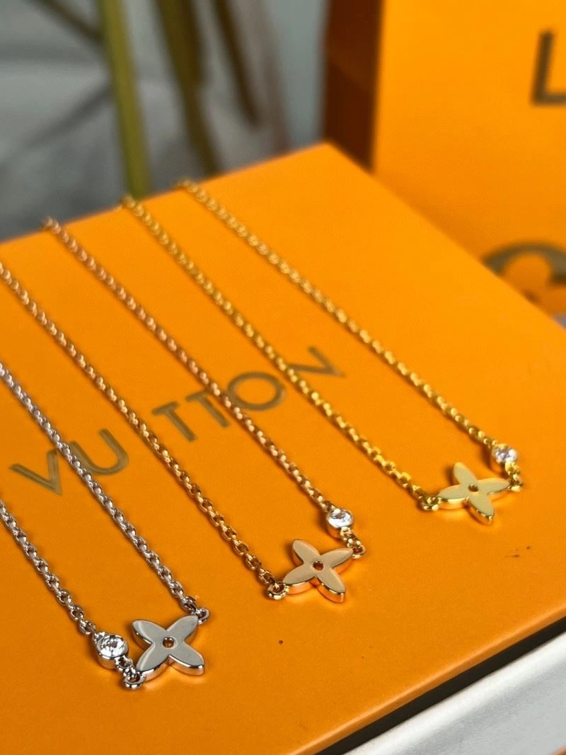 Louis Vuitton Necklaces Contemporary 249991