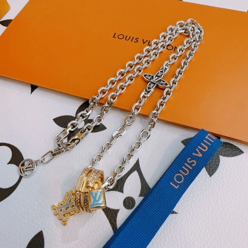Louis Vuitton Necklaces Functional 249965
