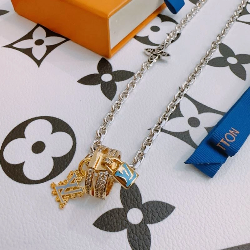 Louis Vuitton Necklaces Functional 249965