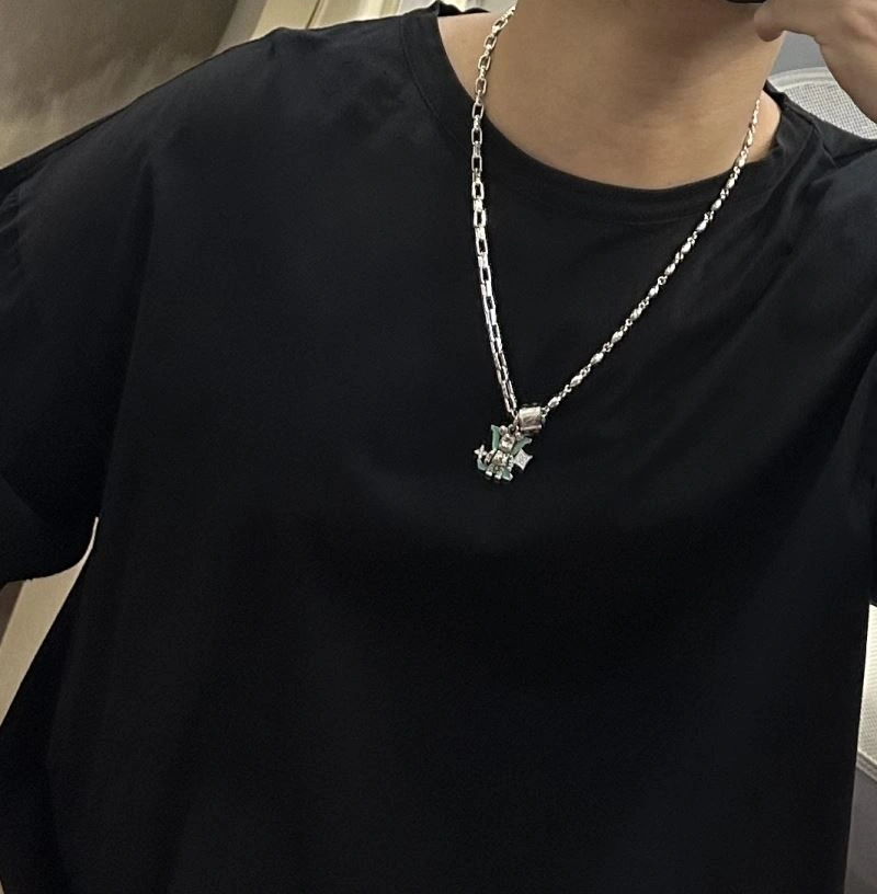 NewStyle Louis Vuitton Necklaces 249974