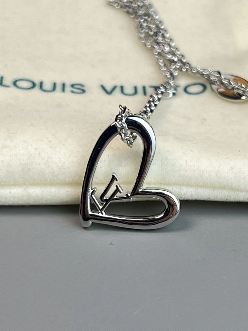 Contemporary Louis Vuitton Necklaces 249759