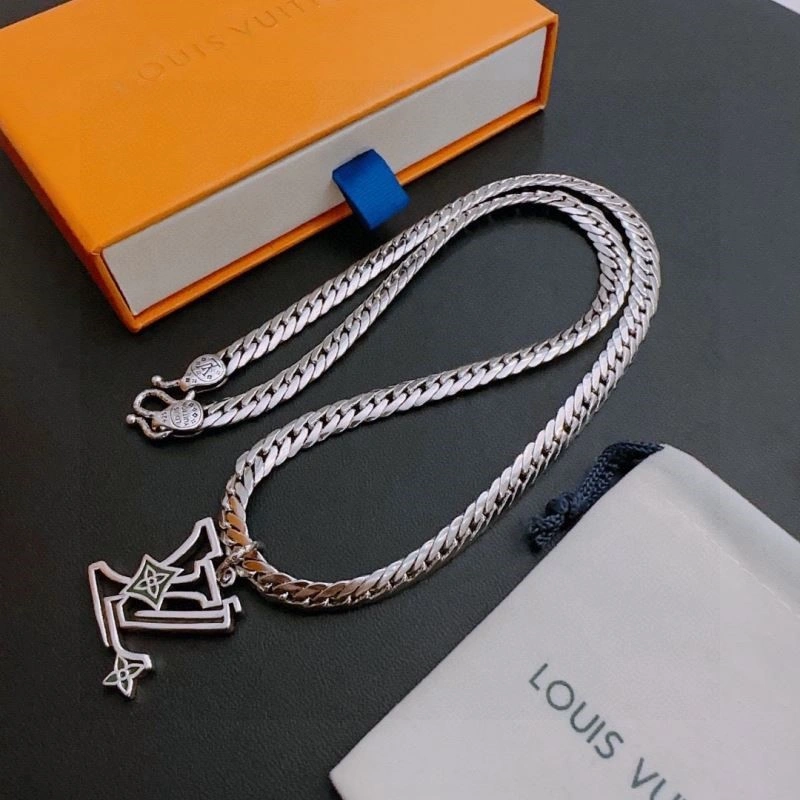 Louis Vuitton Necklaces Breathable 249784