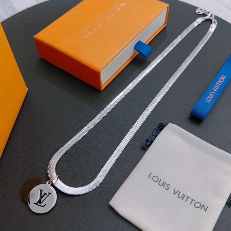 Louis Vuitton Necklaces TravelReady 249780