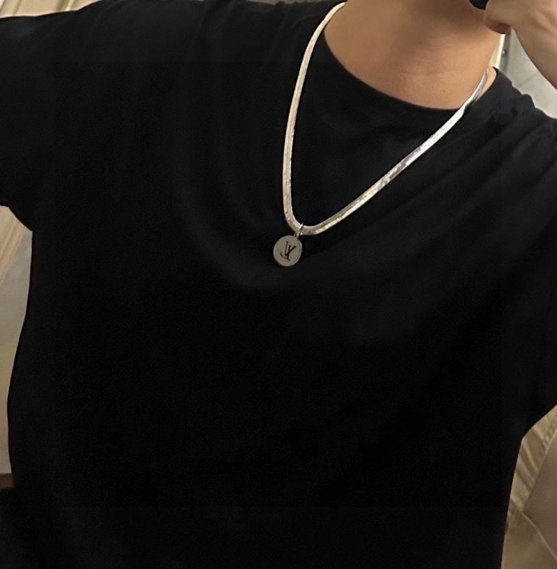 Louis Vuitton Necklaces TravelReady 249780