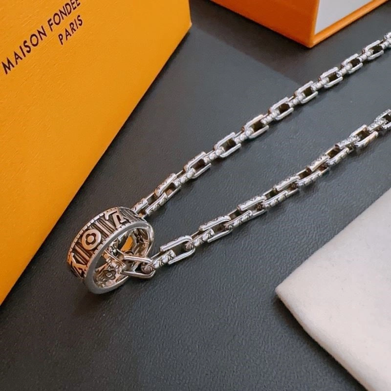 Vibrant Louis Vuitton Necklaces 249777