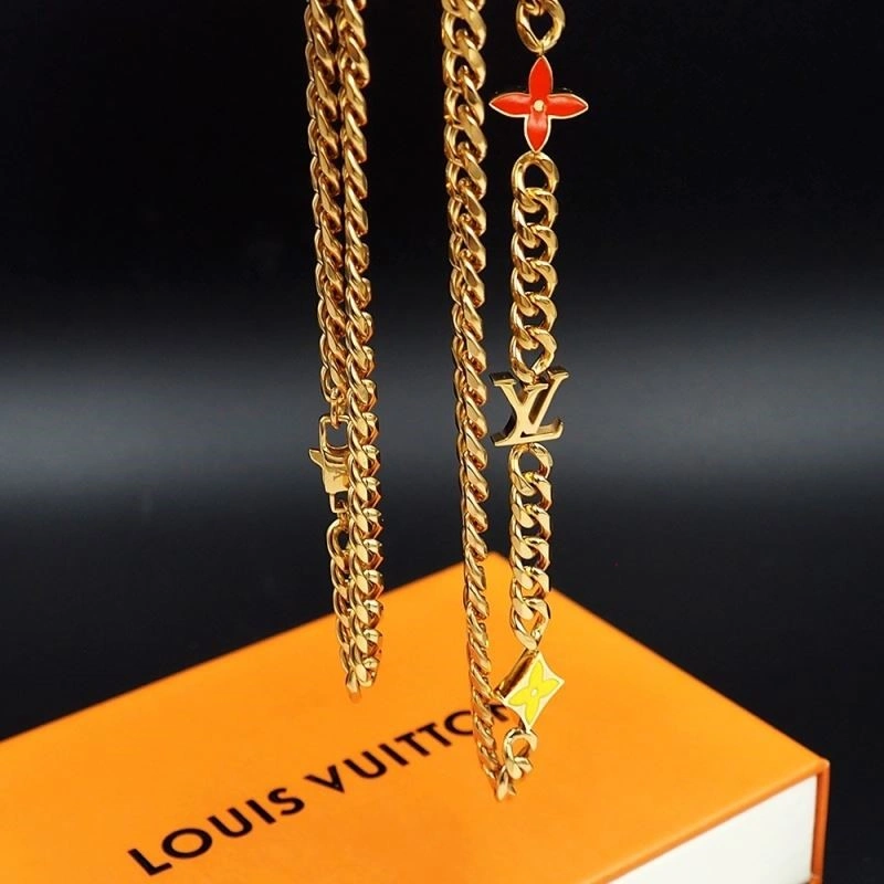 Louis Vuitton Necklaces Trendy 249772