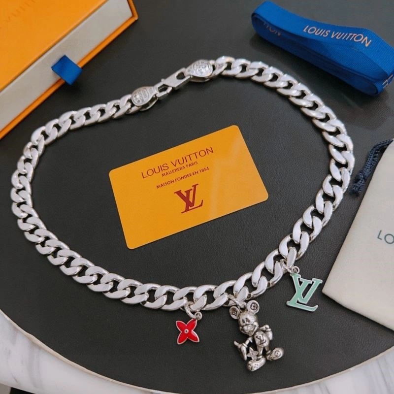Original Louis Vuitton Necklaces 249723