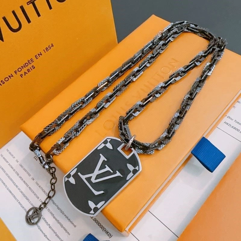 Louis Vuitton Necklaces Packable 249727